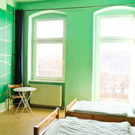 Sunflower Hostel Berlin-3